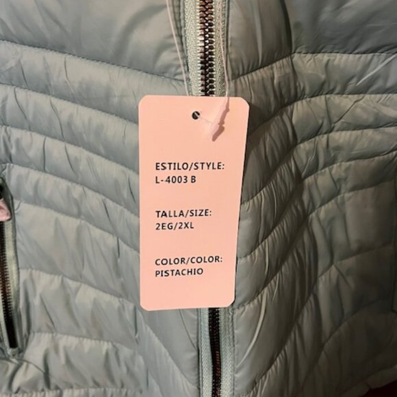 Lightweight puffer jacket with hood - Picture 8 of 8